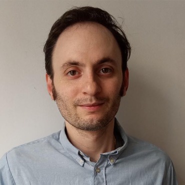 Head-and-shoulders portrait of Aaron Pearlman