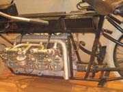 Smithsonian_3824